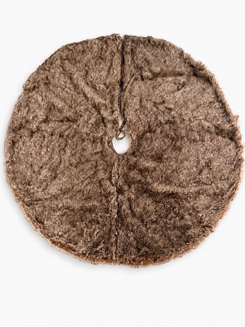 Faux Fur Tree Skirt in Warm Brown